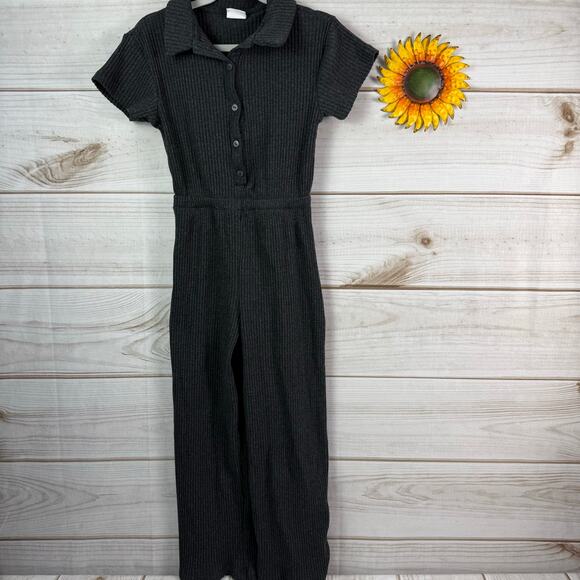 Zara Girls Gray Ribbed Knit Button Front Short Sleeve Jumpsuit 10 - Picture 3 of 6